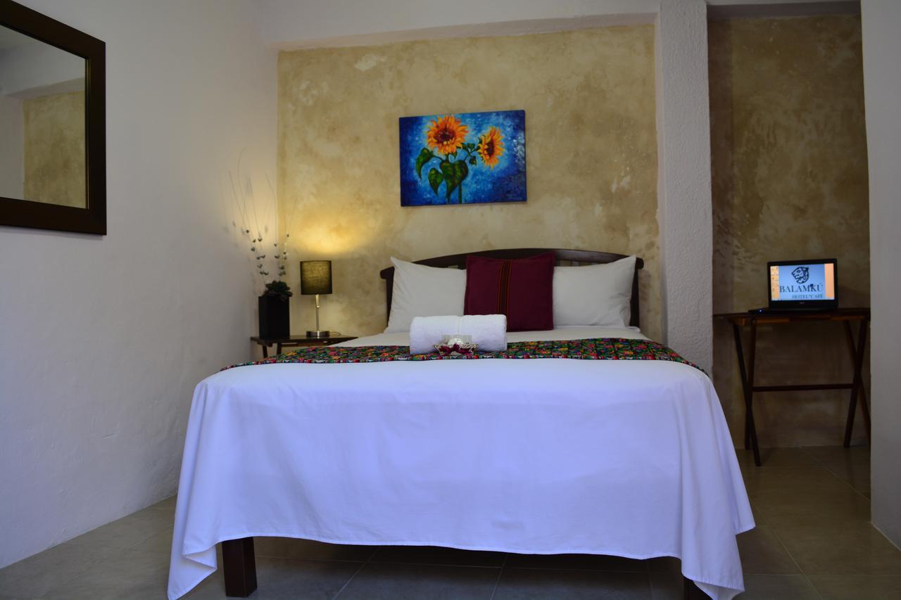 Balamku Hotel Petit Campeche Extérieur photo